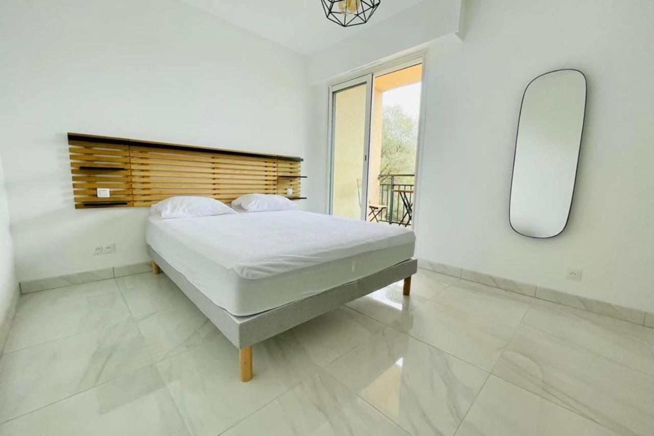 Nice And Bright 60 M With Terrace View On The Sea Ajaccio  Ngoại thất bức ảnh